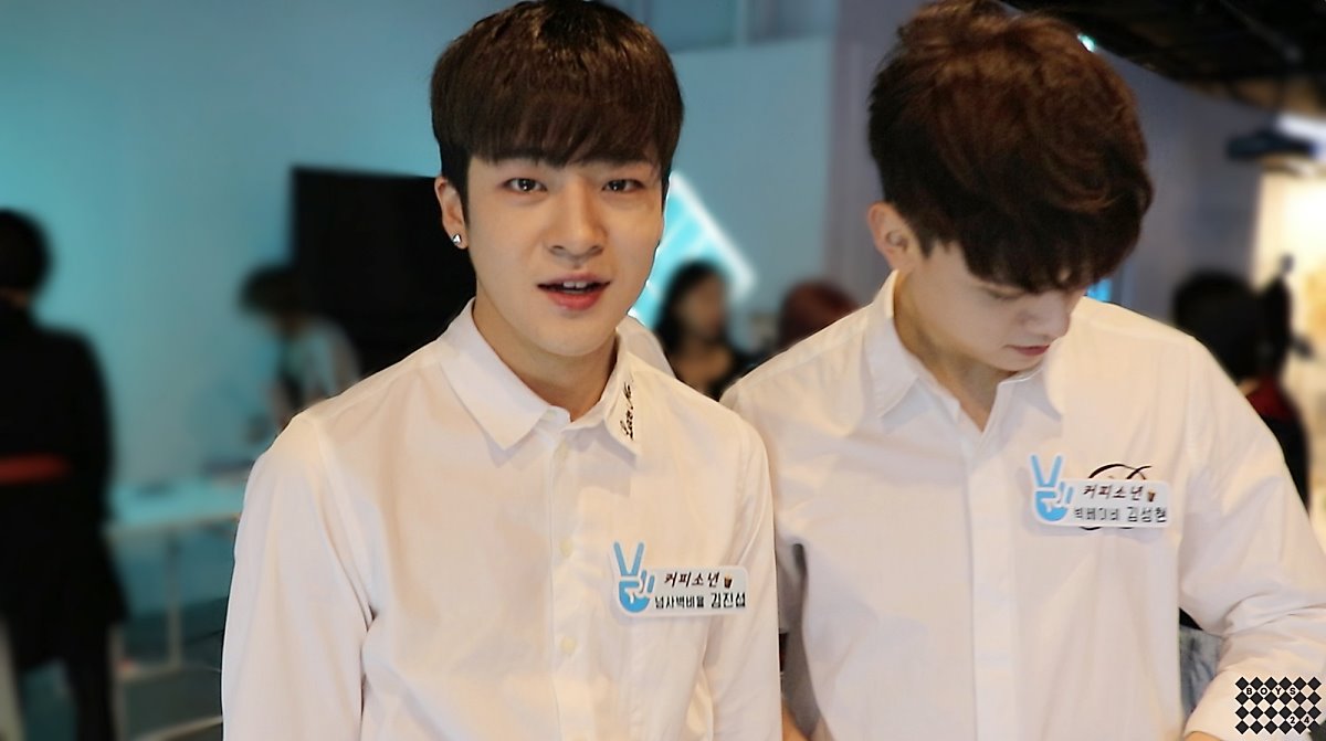 소년24BOYS24少年24정민환소년민환김진섭소년진섭채호철소년호철김성현소년성현