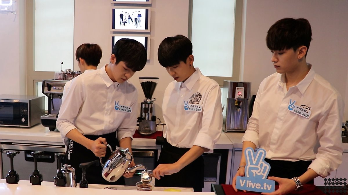 소년24BOYS24少年24정민환소년민환김진섭소년진섭채호철소년호철김성현소년성현