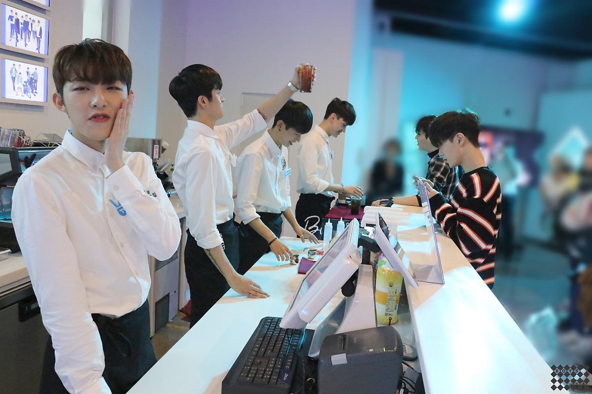 소년24BOYS24少年24정민환소년민환김진섭소년진섭채호철소년호철김성현소년성현김용현한현욱