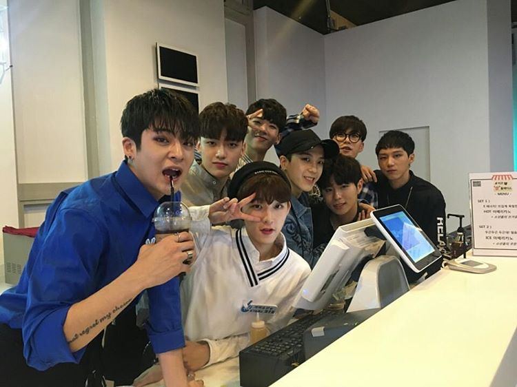 소년24BOYS24少年24김진섭정민환김성현채호철이로운유영두김용현진성호