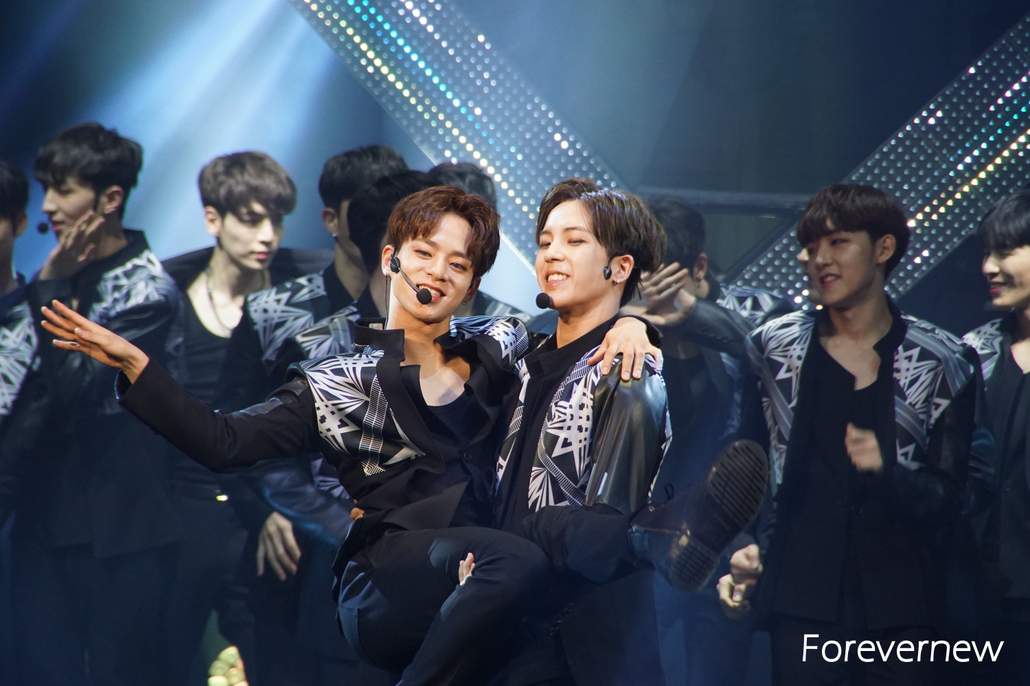 소년24BOYS24少年24이로운김홍인