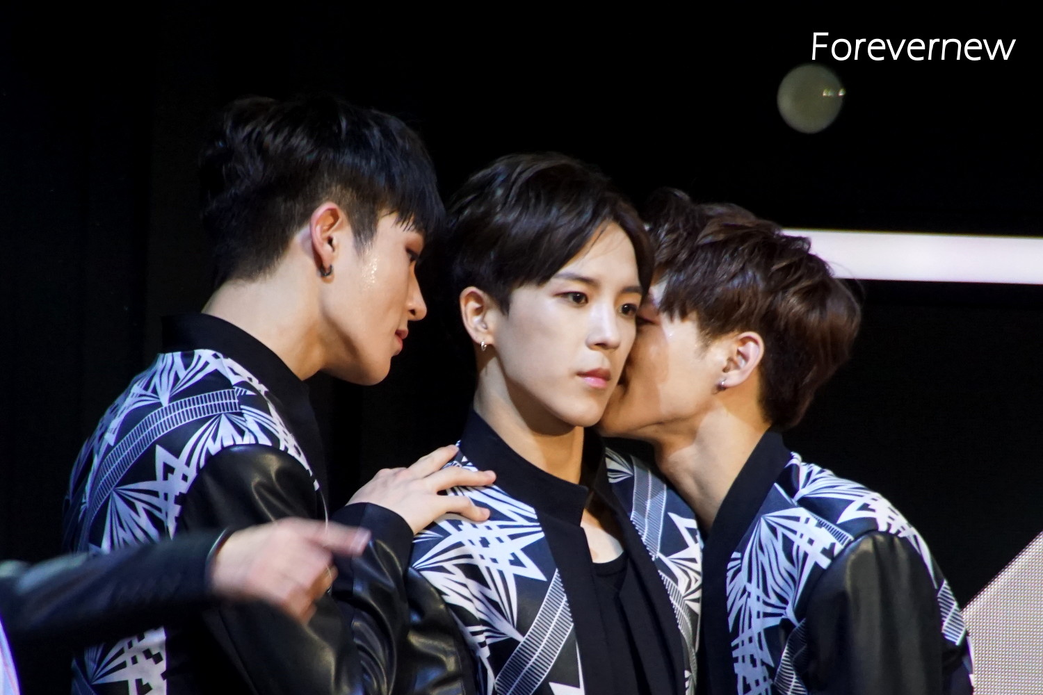 소년24BOYS24少年24이인표이로운김홍인