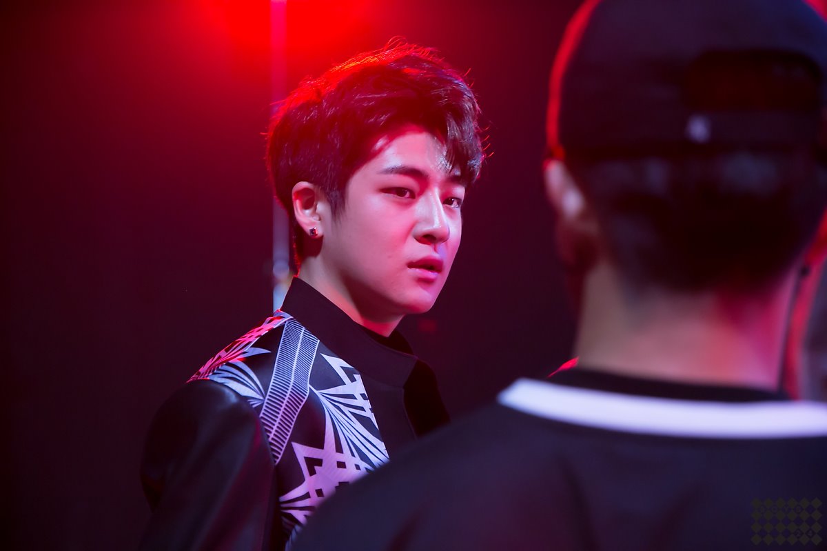 소년24BOYS24少年24E김진섭소년진섭