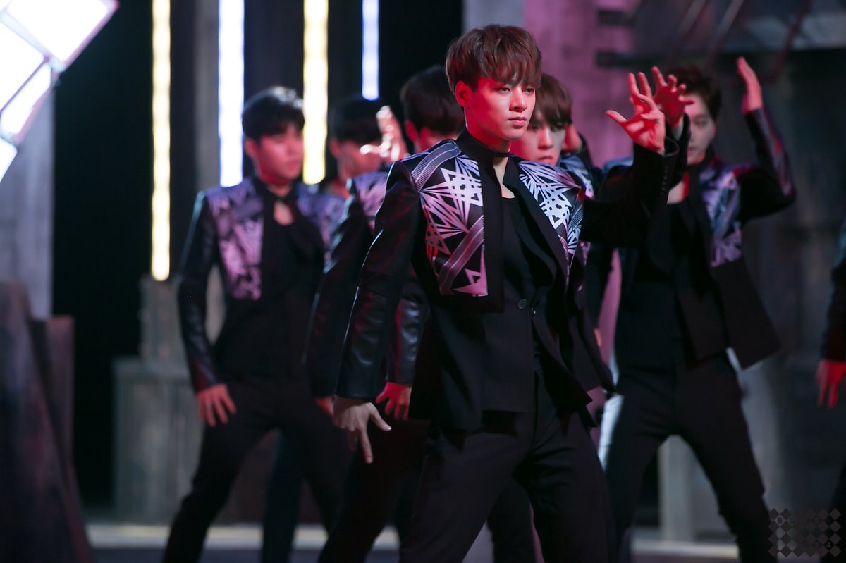 소년24BOYS24少年24E김홍인소년홍인