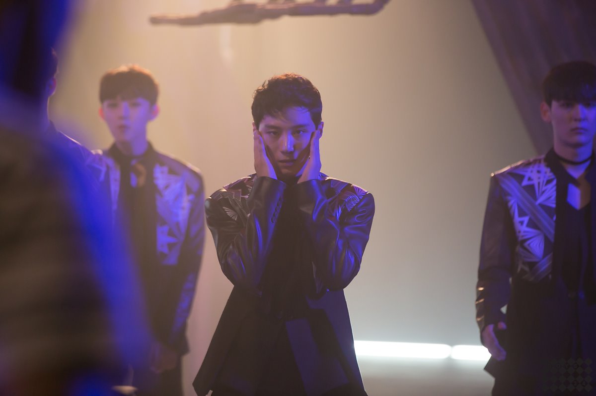 소년24BOYS24少年24E진성호
