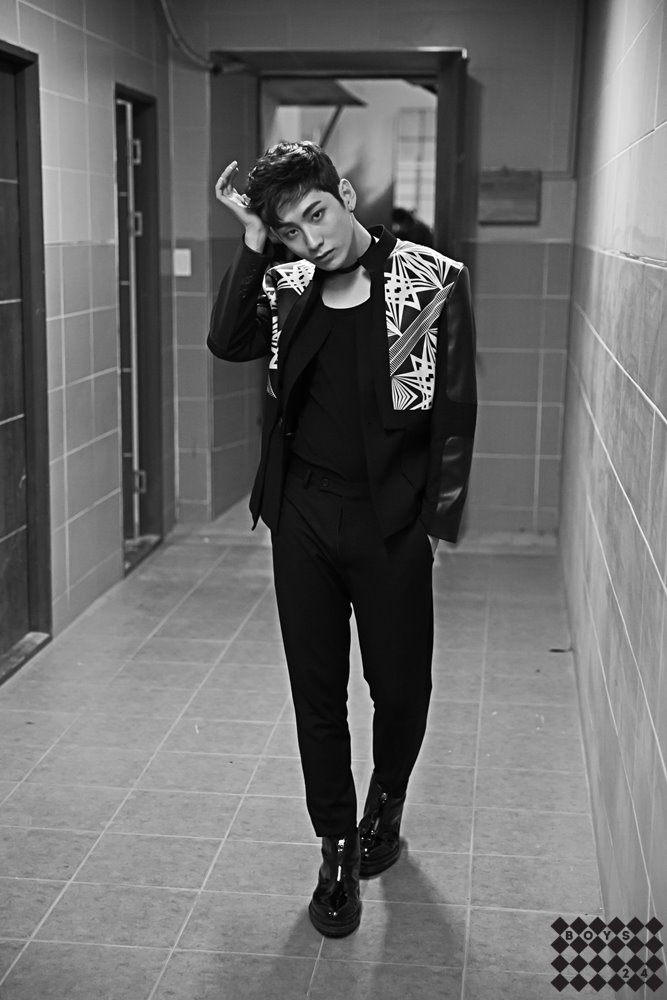 소년24BOYS24少年24E아이젝소년아이젝