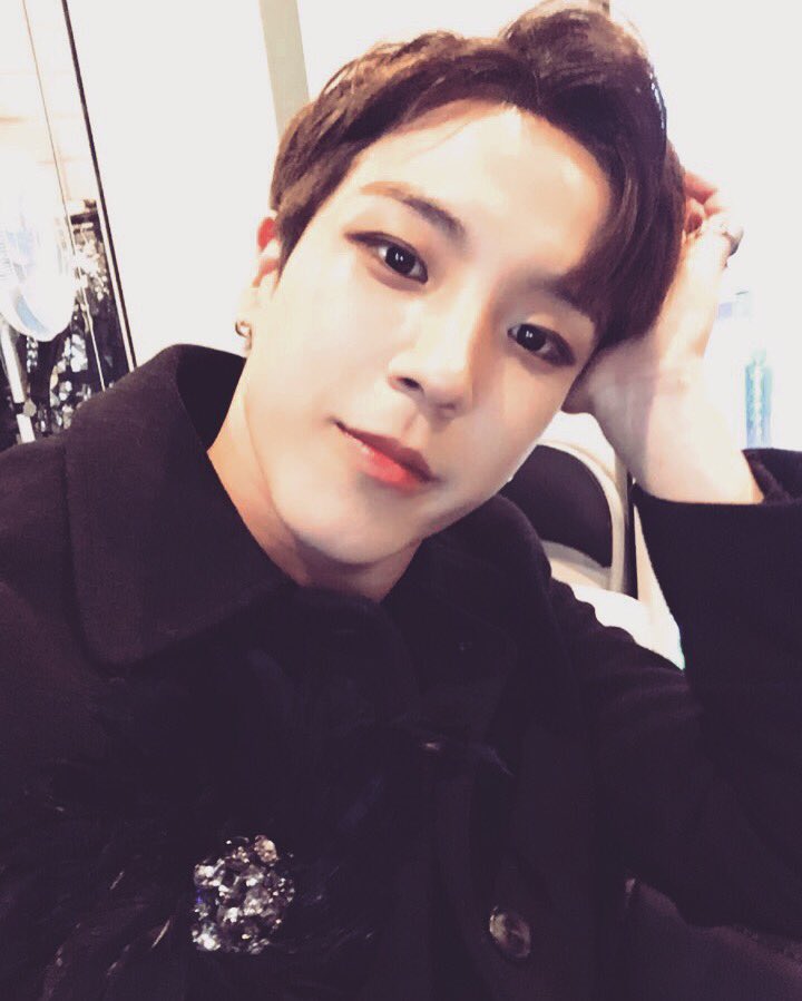 소년24BOYS24少年24E이로운소년로운