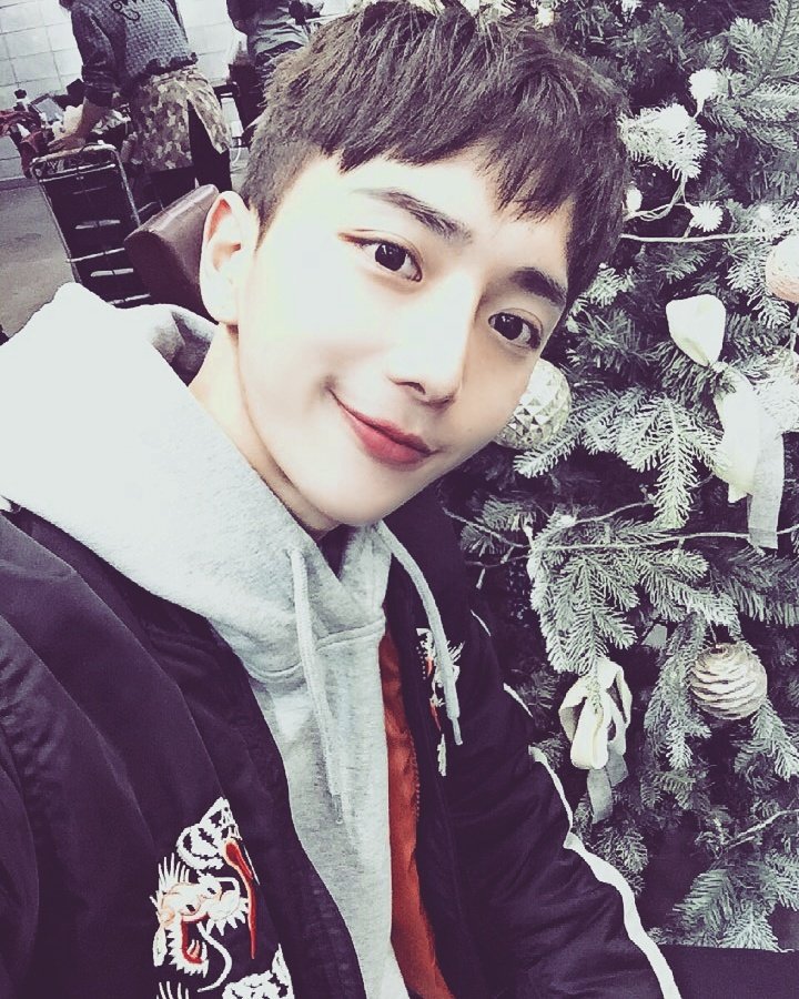 소년24BOYS24少年24E인호