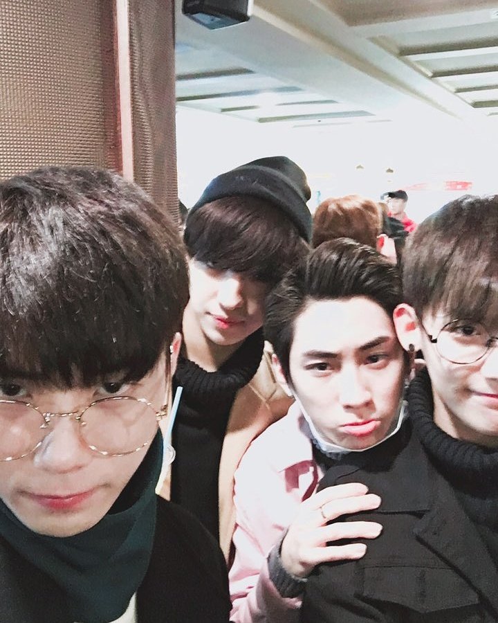 소년24BOYS24少年24E용현용권아이젝재민