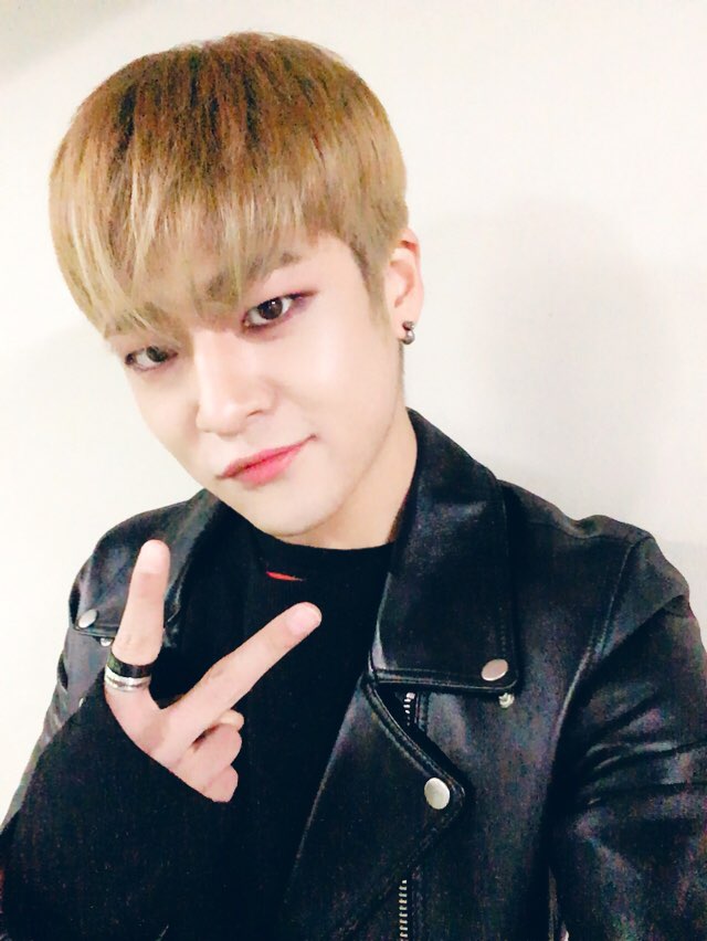소년24BOYS24少年24E김진섭
