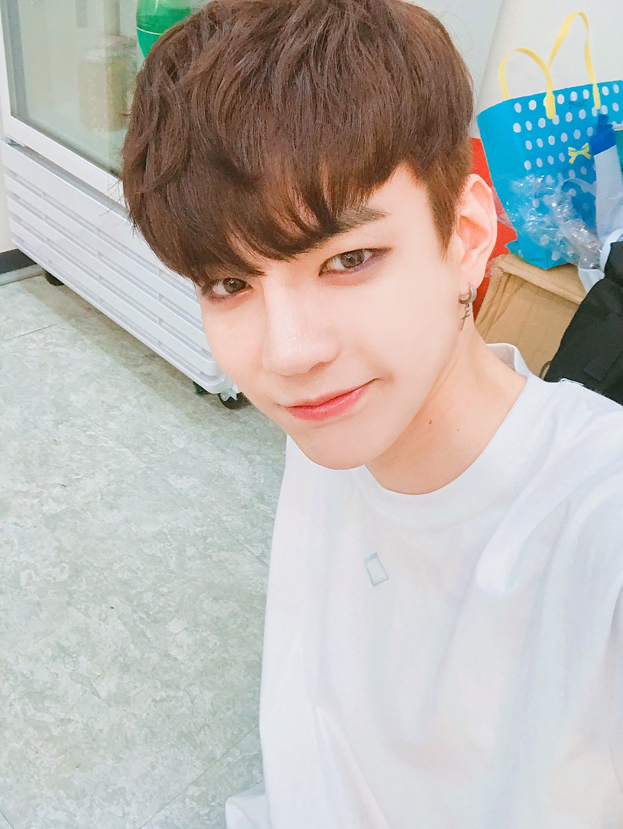 소년24BOYS24少年24E고지형