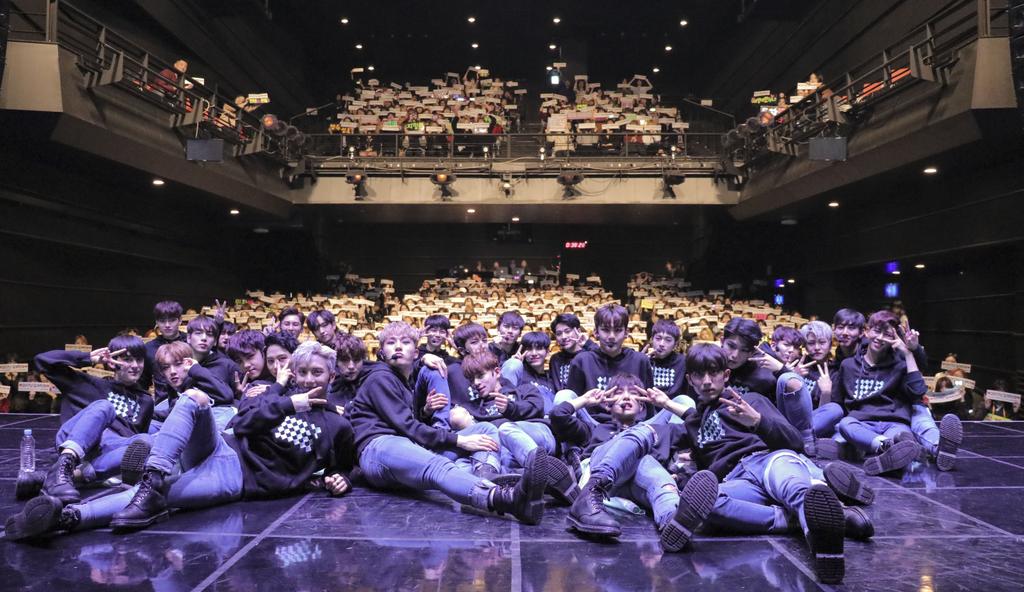 소년24BOYS24少年24E