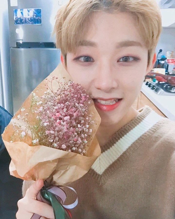 소년24BOYS24少年24E호철