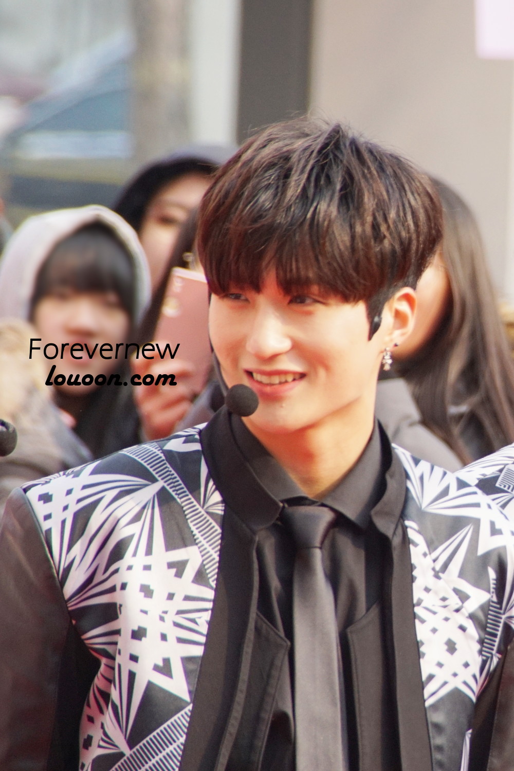 소년24BOYS24少年24E이창민창민소년창민코리아그랜드세일개막식행사